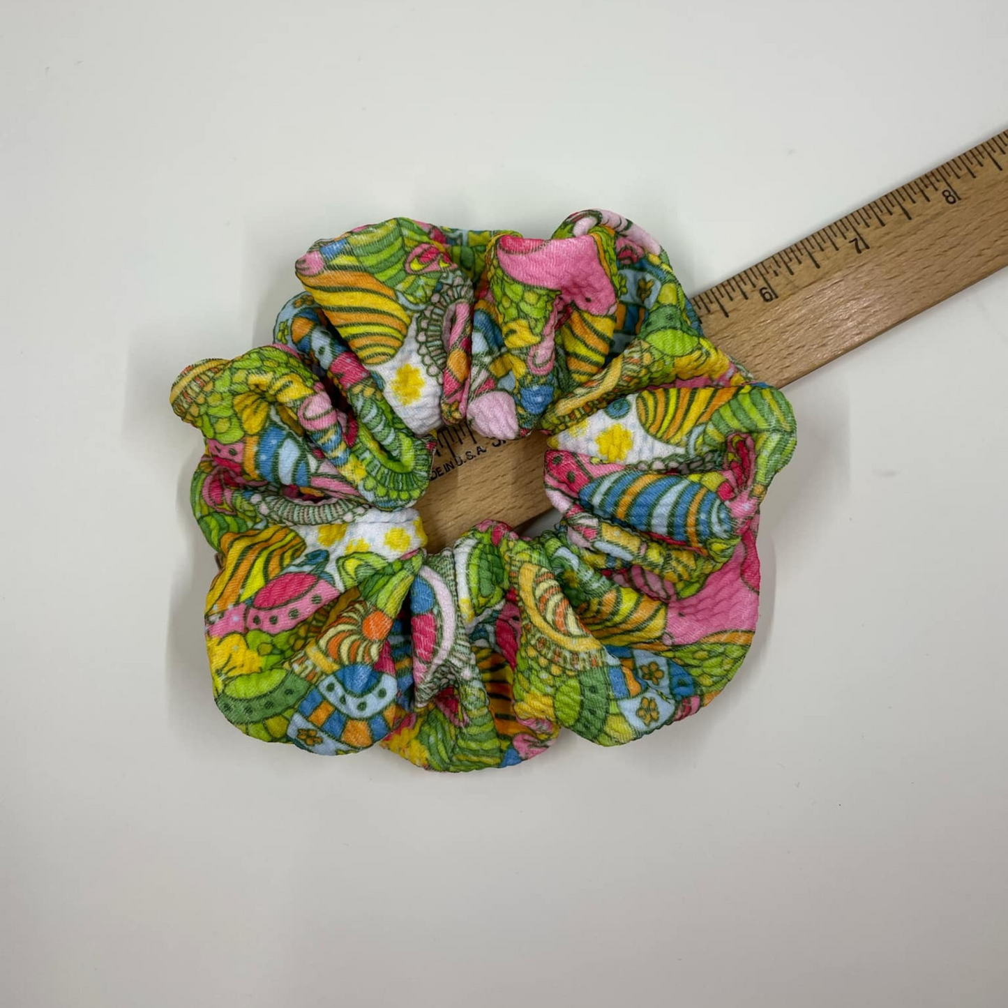 THE BONNIE BLOOMS HAIR SCRUNCHIE
