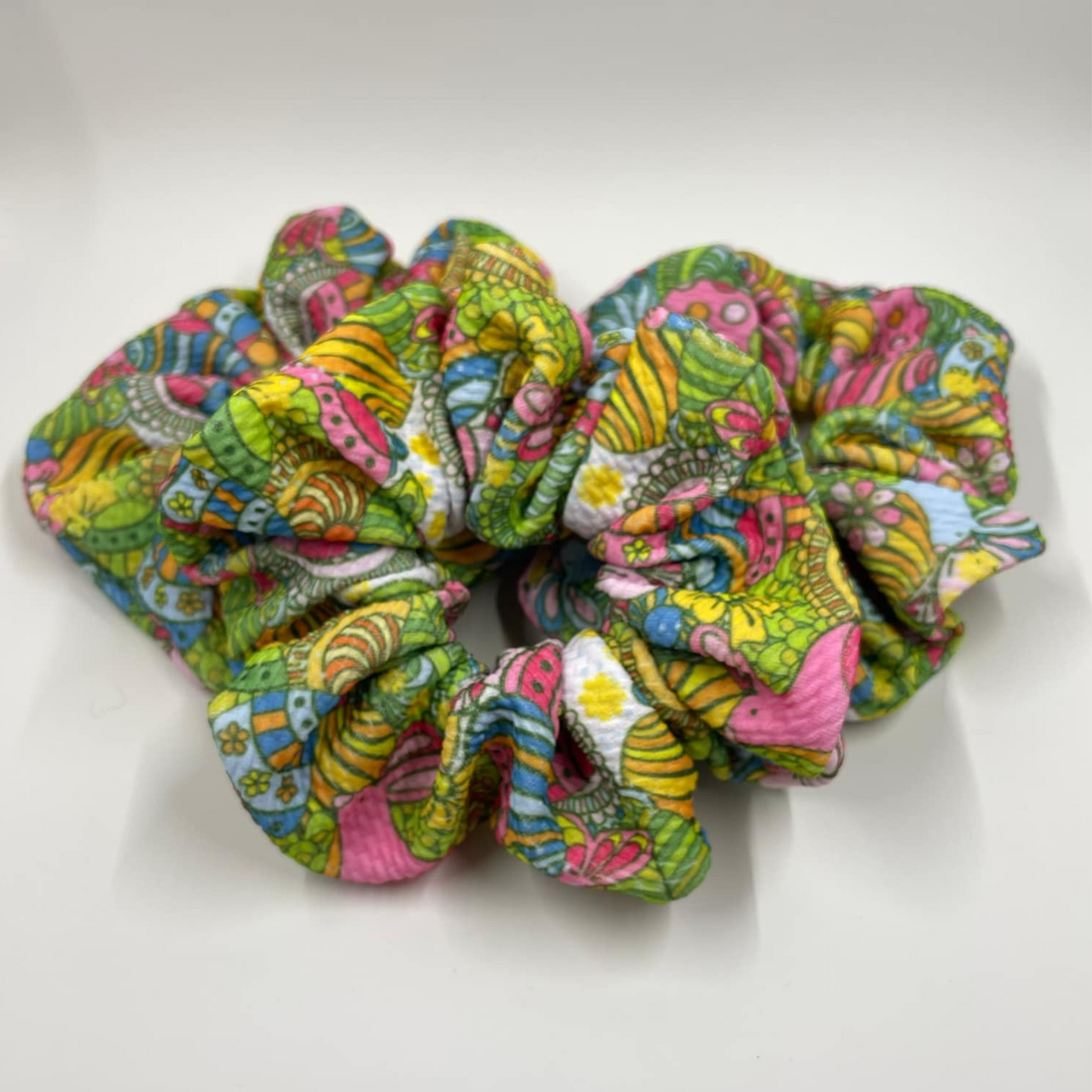 THE BONNIE BLOOMS HAIR SCRUNCHIE