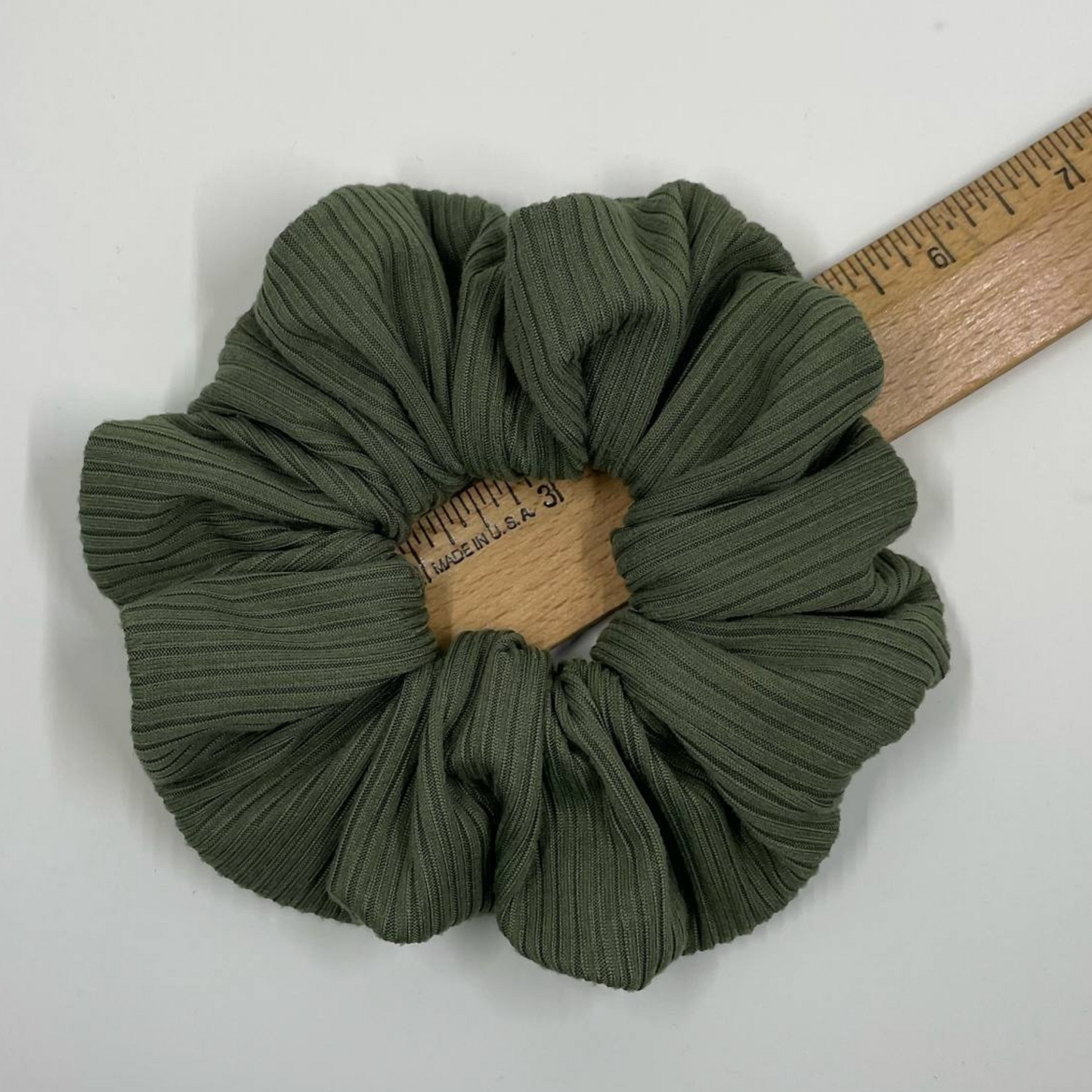 THE MARTINI GREENIE HAIR SCRUNCHIE