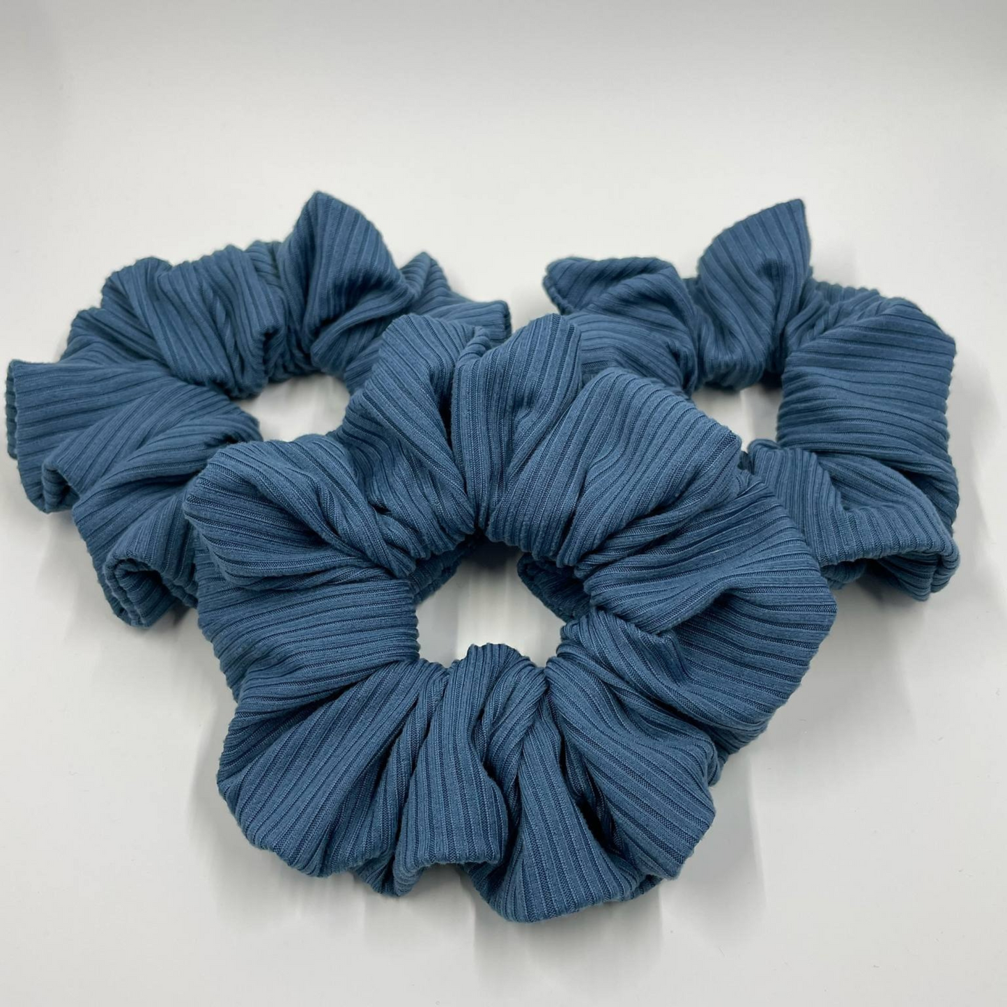 THE BLUE BAYOU HAIR SCRUNCHIE