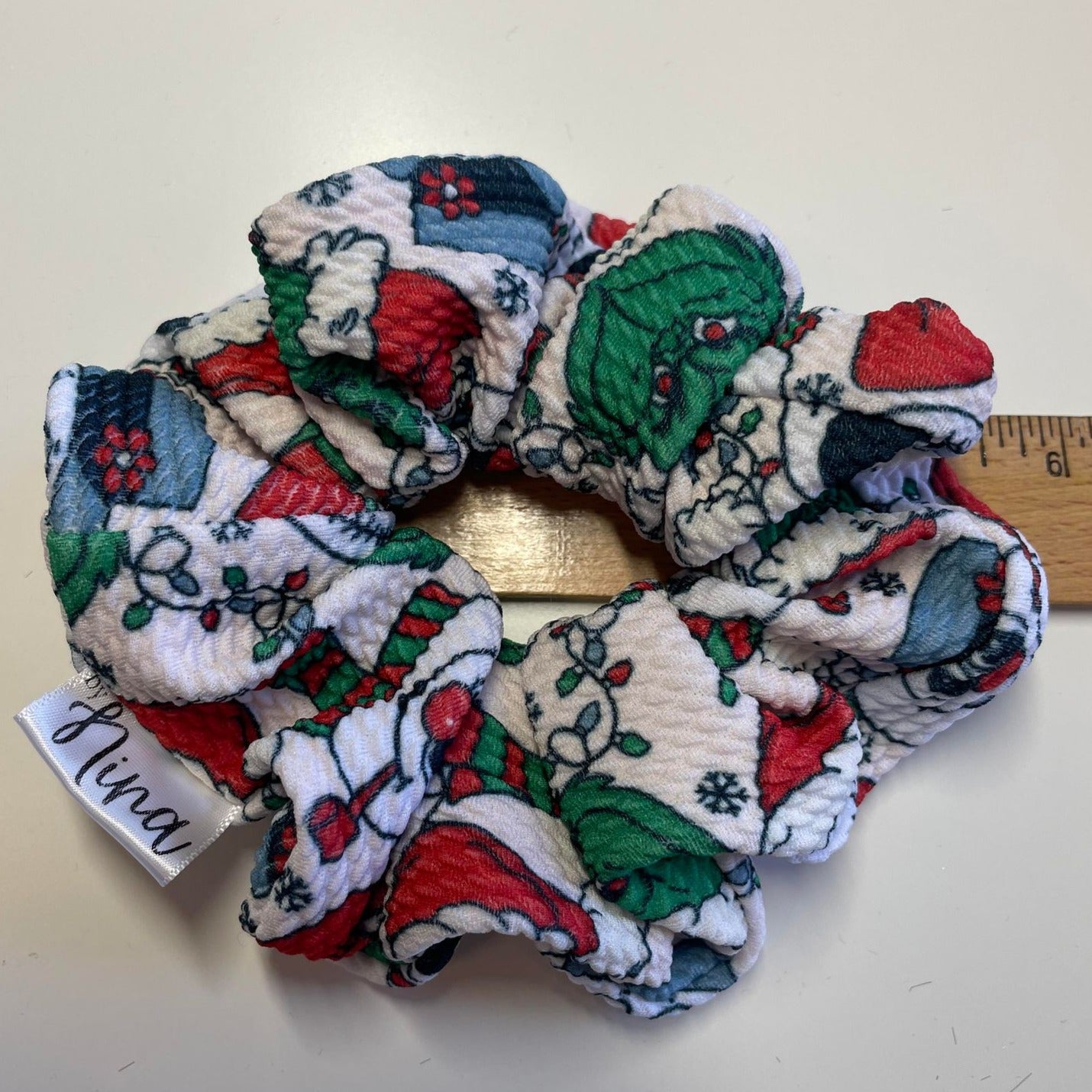 THE SAVING CHRISTMAS HAIR SCRUNCHIE