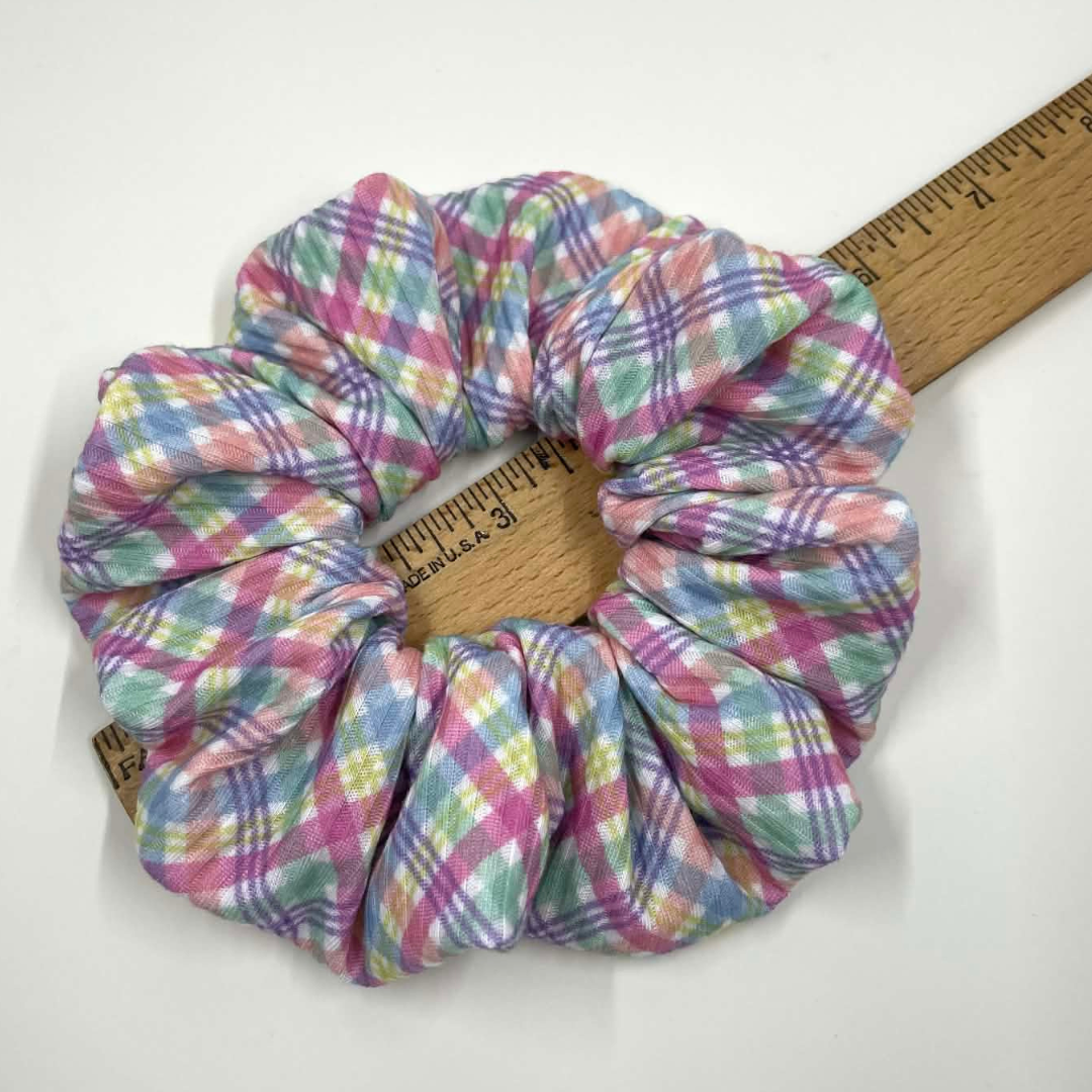 THE AINSLEY SCRUNCHIE