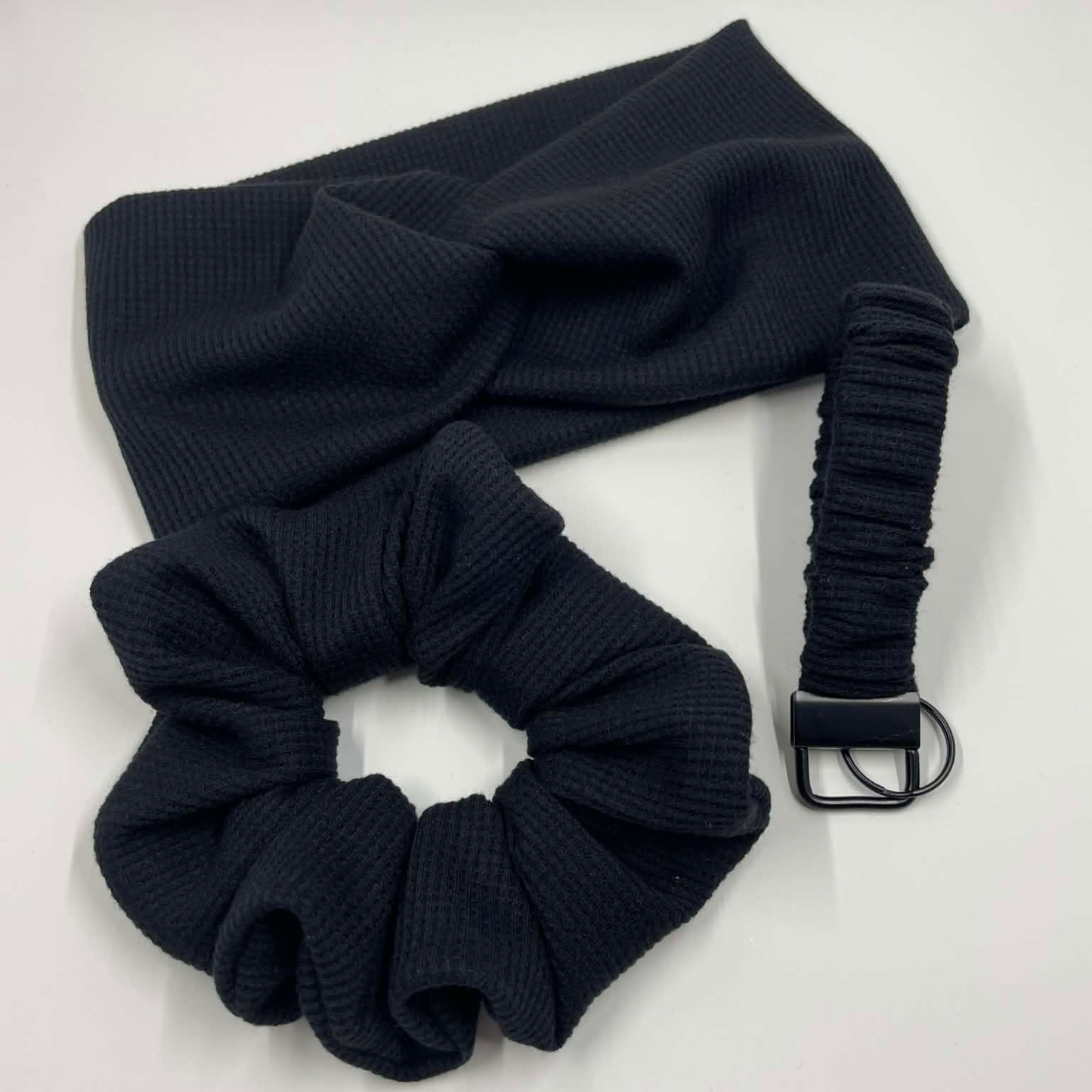 THE BLACKBIRD BLACK SCRUNCHIE KEYCHAIN