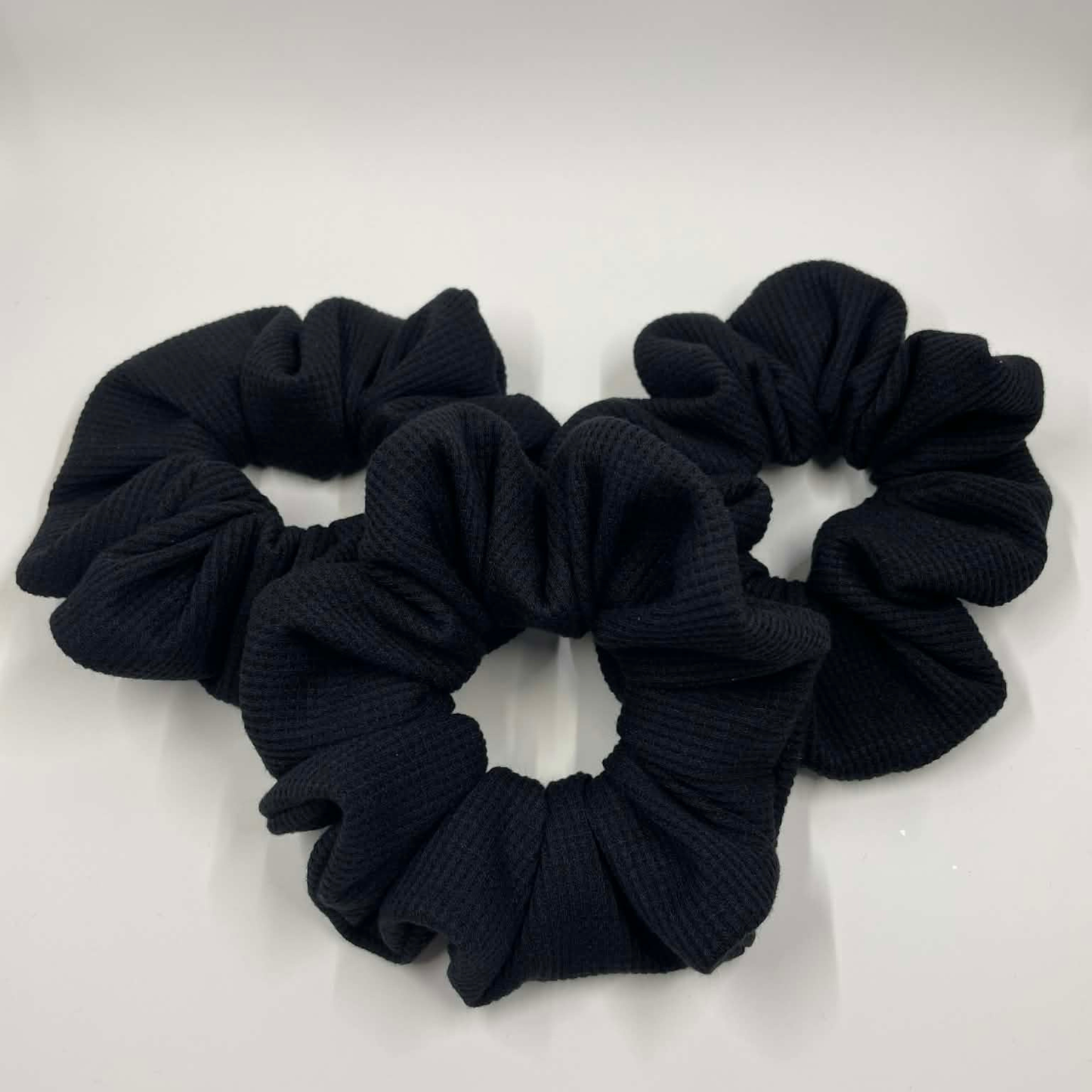 THE BLACKBIRD BLACK HAIR SCRUNCHIE