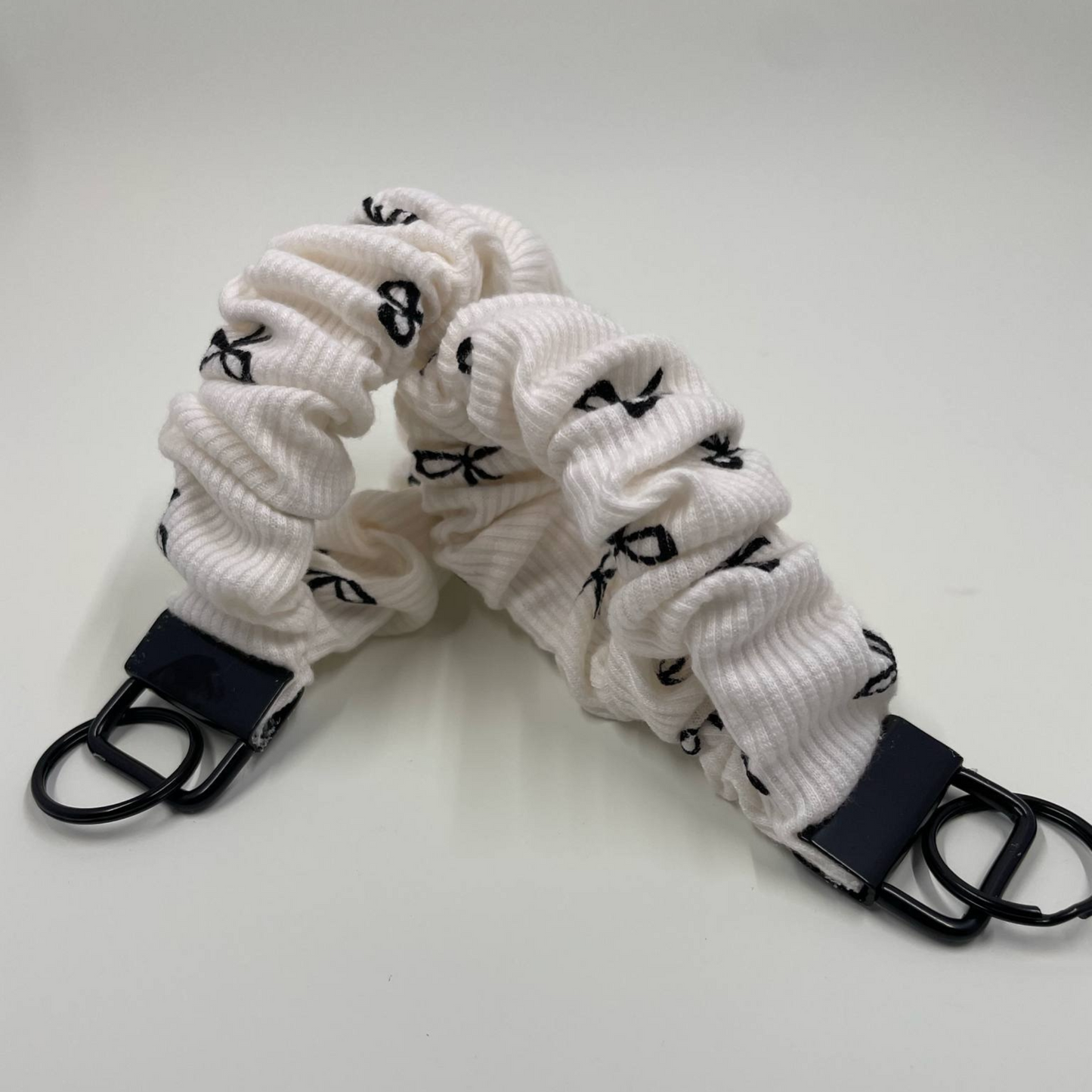 THE BONITA'S BOW-MANCE SCRUNCHIE KEYCHAIN