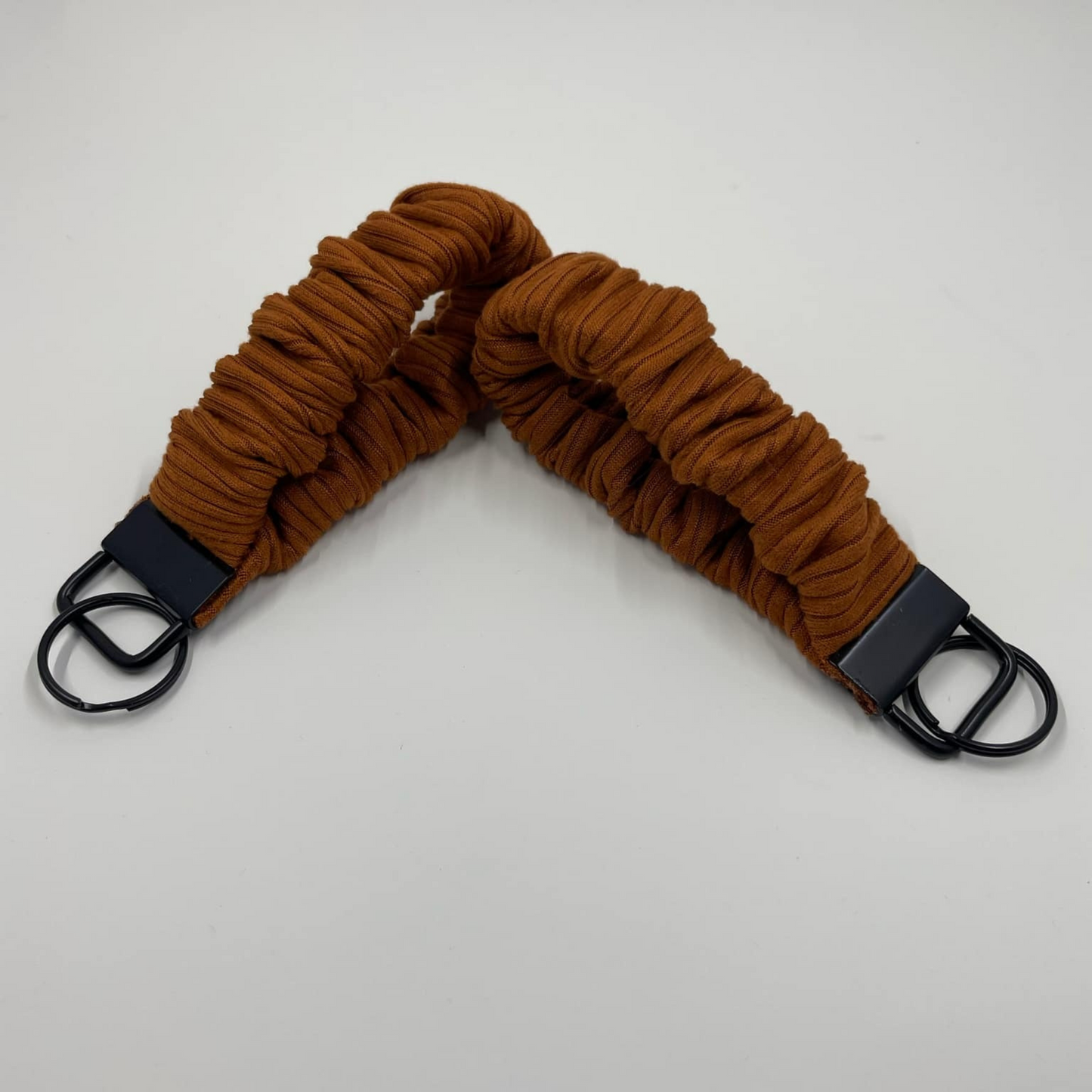 THE CINNAMON GIRL SCRUNCHIE KEYCHAIN