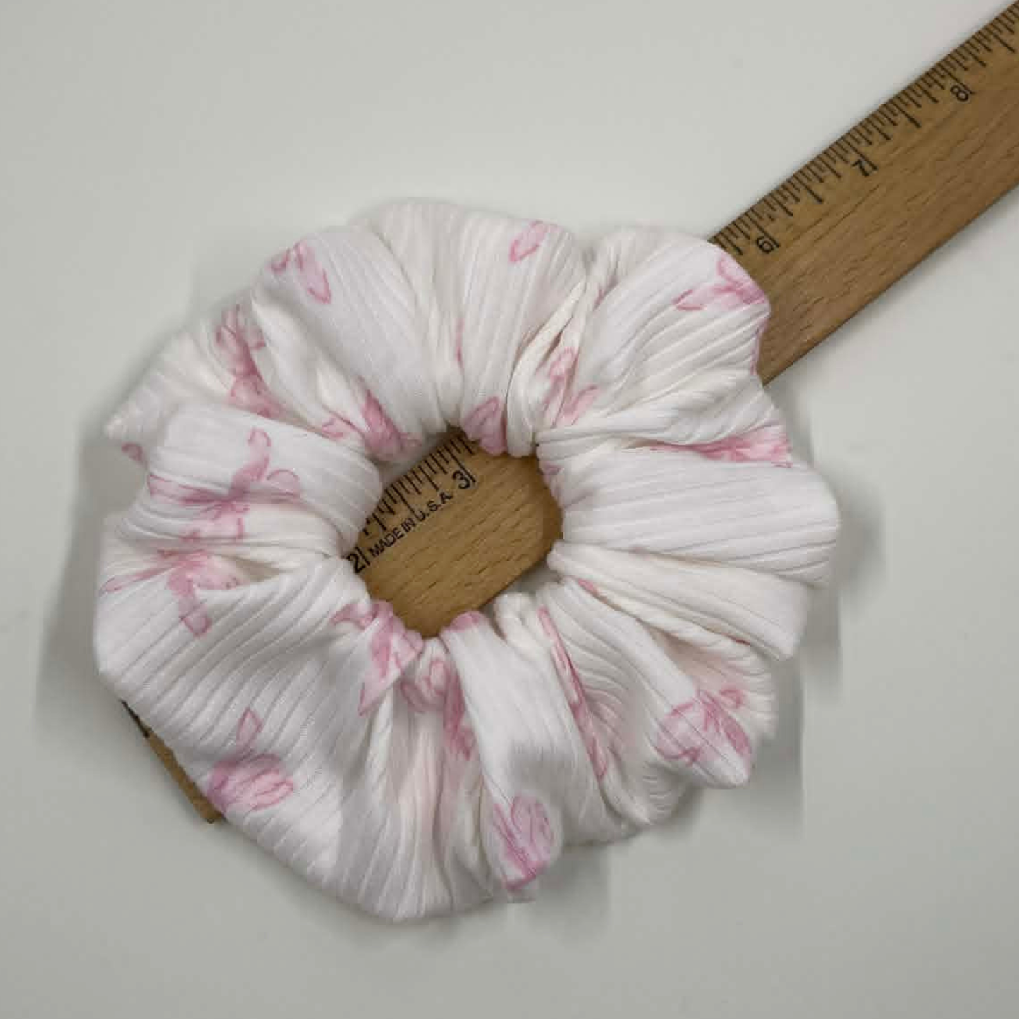 THE COQUETTE PINK BOW HAIR SCRUNCHIE