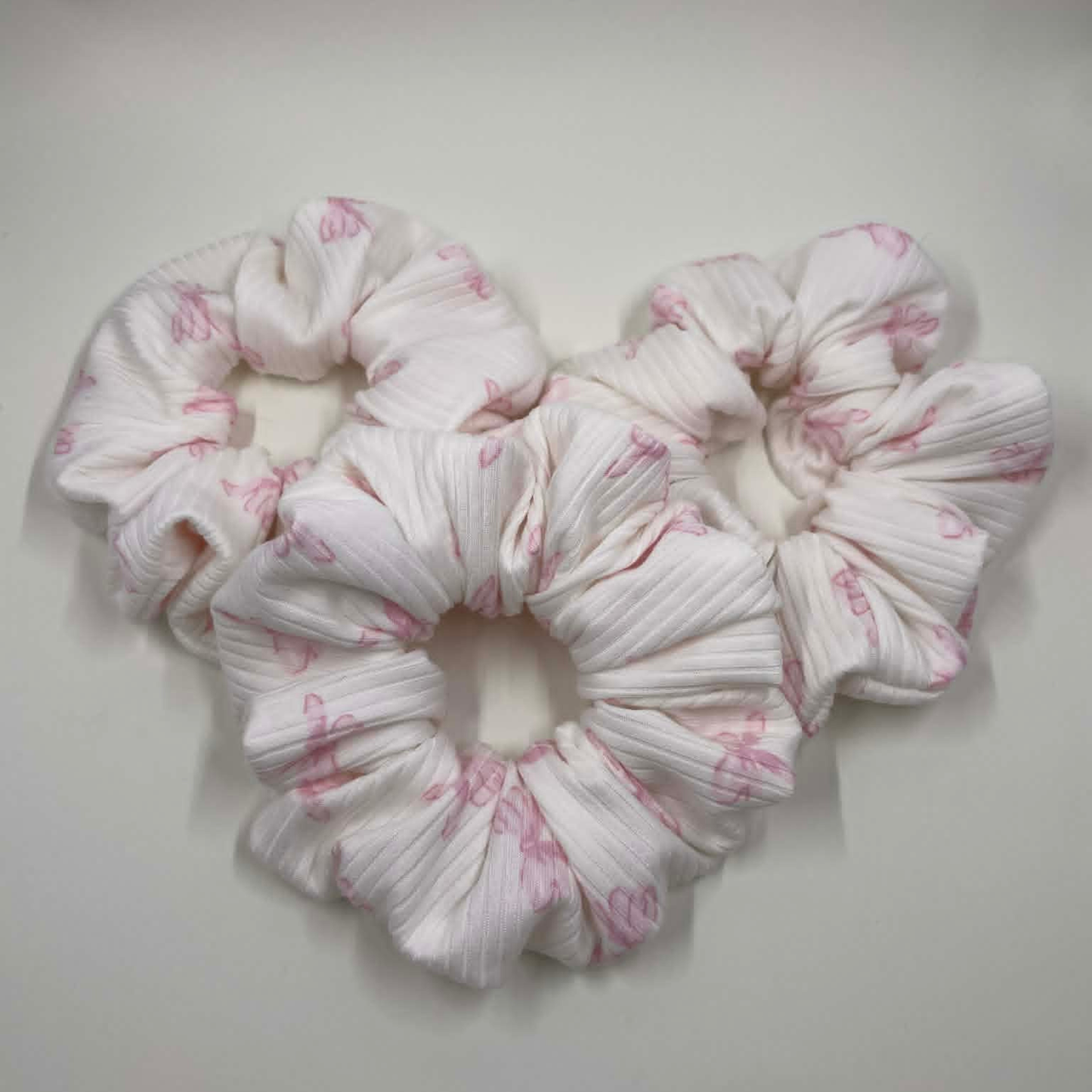 THE COQUETTE PINK BOW HAIR SCRUNCHIE