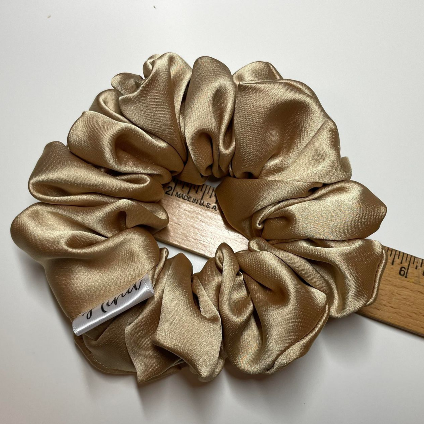 THE GOLDIE SATIN XL HAIR SCRUNCHIE