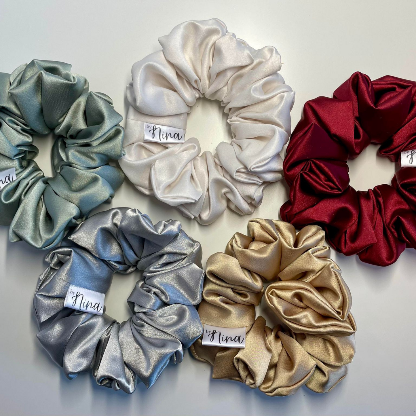 THE GOLDIE SATIN XL HAIR SCRUNCHIE