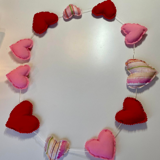 HEART-to-HEART GARLAND