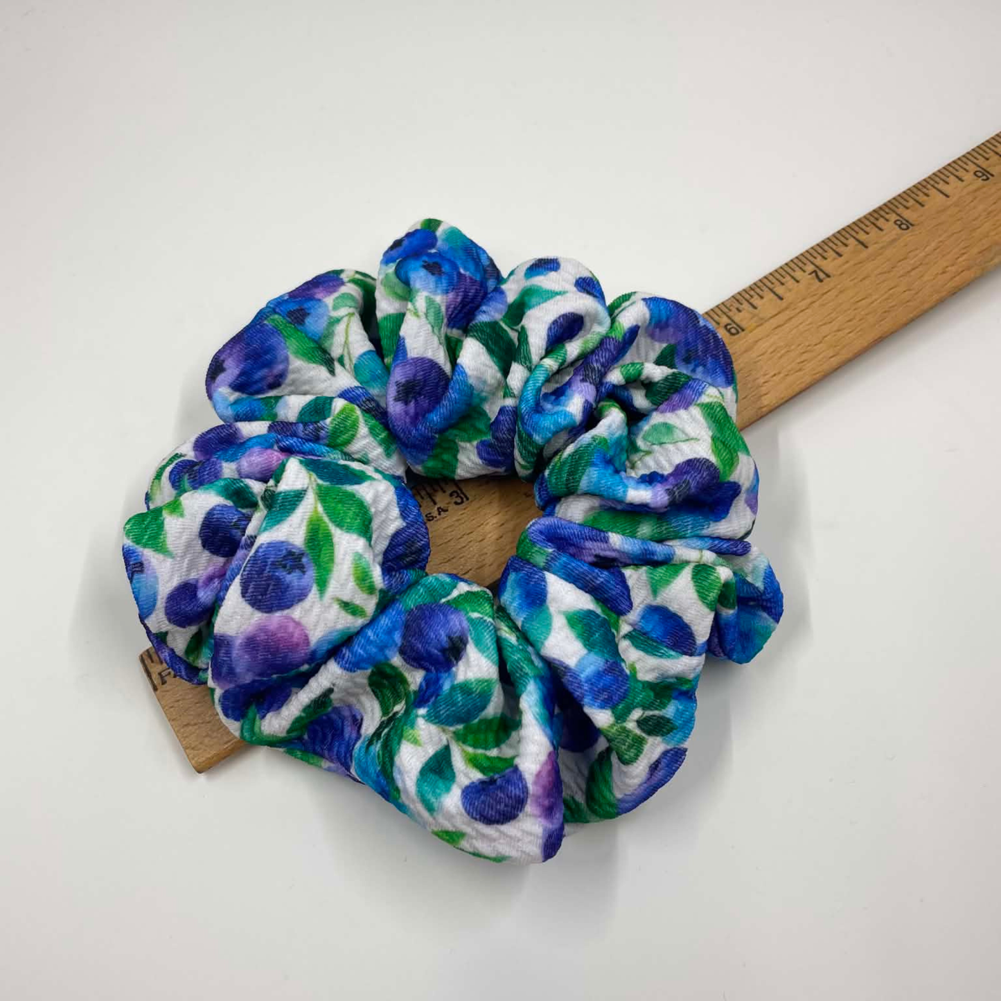 THE BLUEBERRY BLISS HAIR SCRUNCHIE