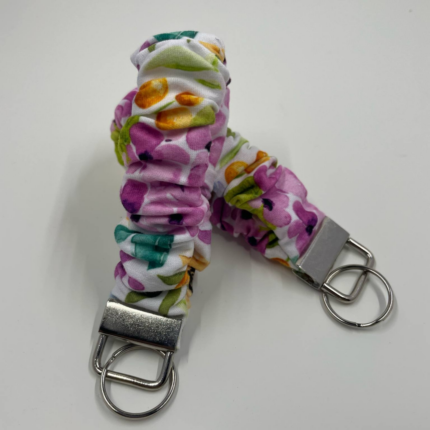 THE FLEUR SCRUNCHIE KEYCHAIN