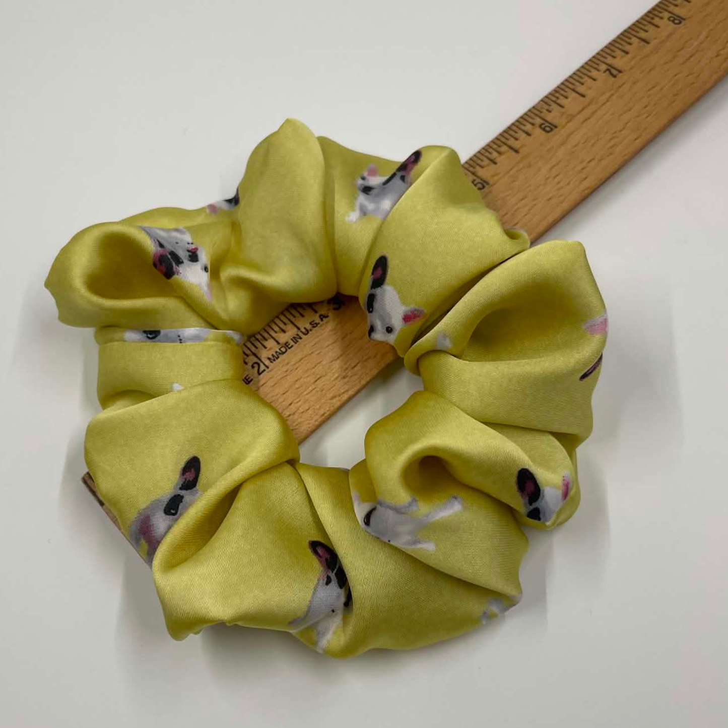 THE FRENCHIE SCRUNCHIE