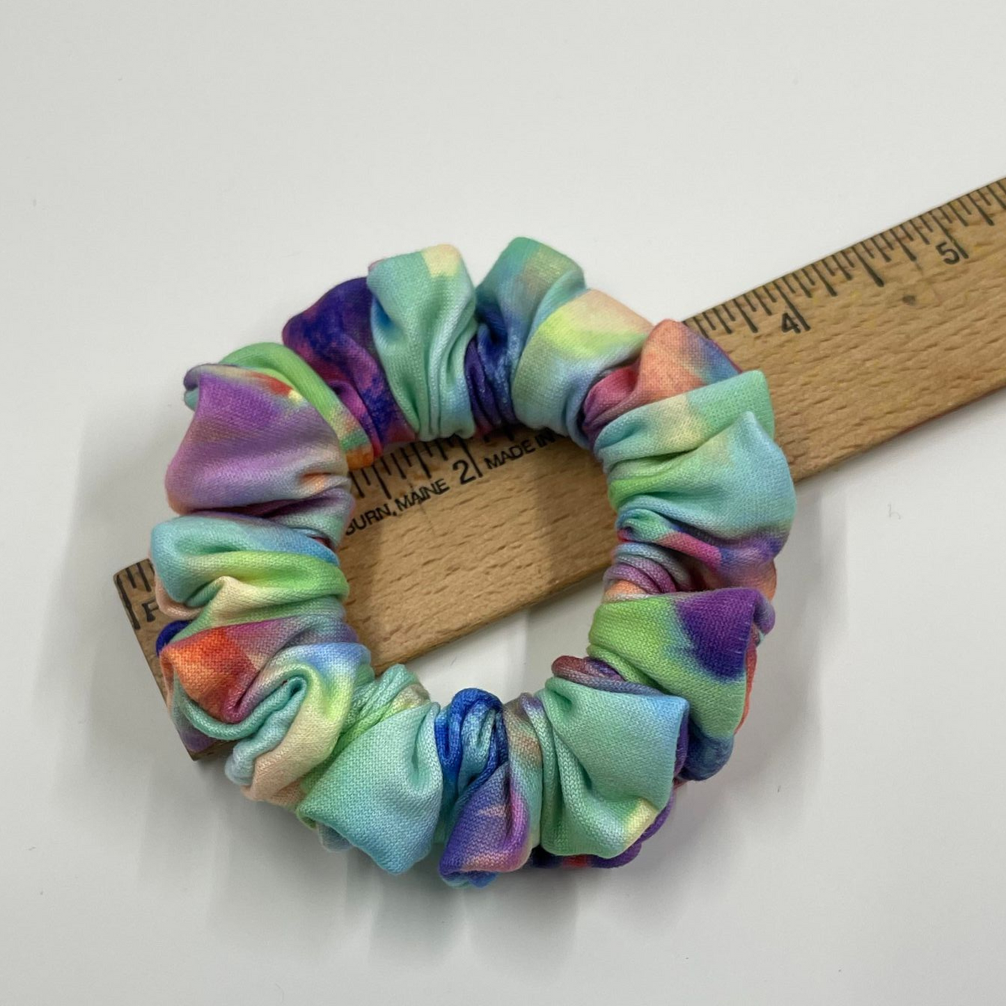 THE MELANIE SKINNY HAIR SCRUNCHIE