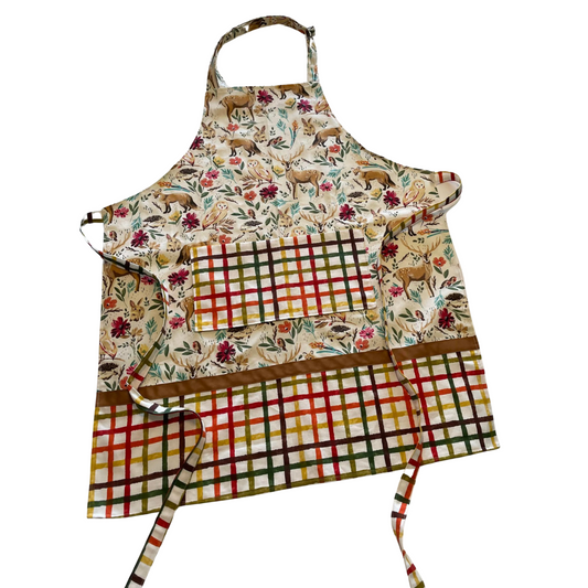 THE WOODLAND APRON