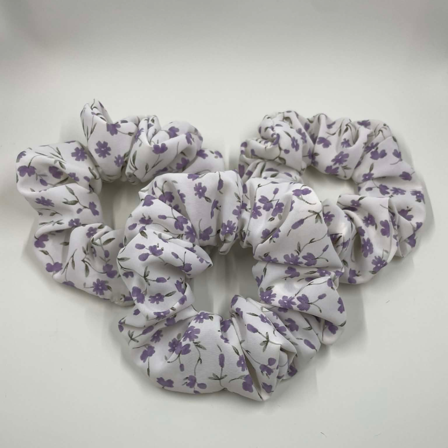 THE VIOLETTA SCRUNCHIE